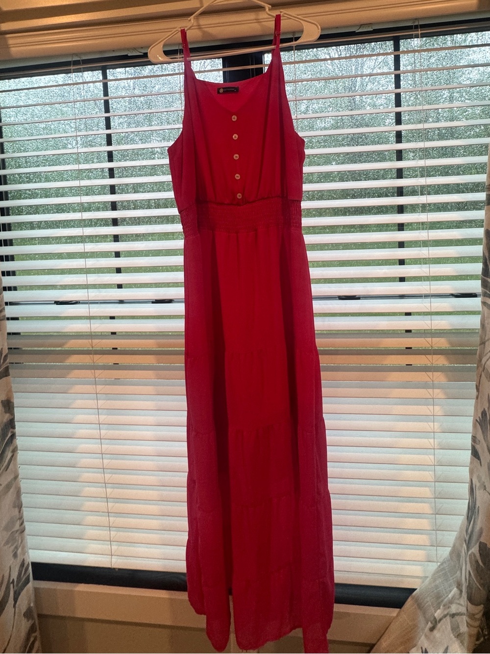 Sleeveless Pink Maxi Dress with Front Buttons